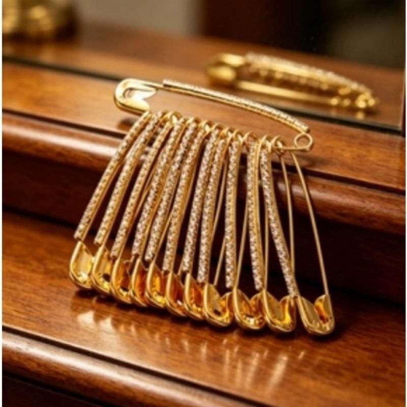 12Pcs Sparkly Safety Pin Brooch Gold Silver Rhinestone Brooches Stylish Tassel Decor Accessories Elegant Party Clothing Pins