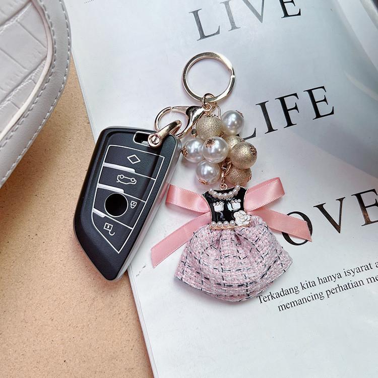 Stylish Dress Keychain With Pearl Grape Pendant Perfect For Occasions Various