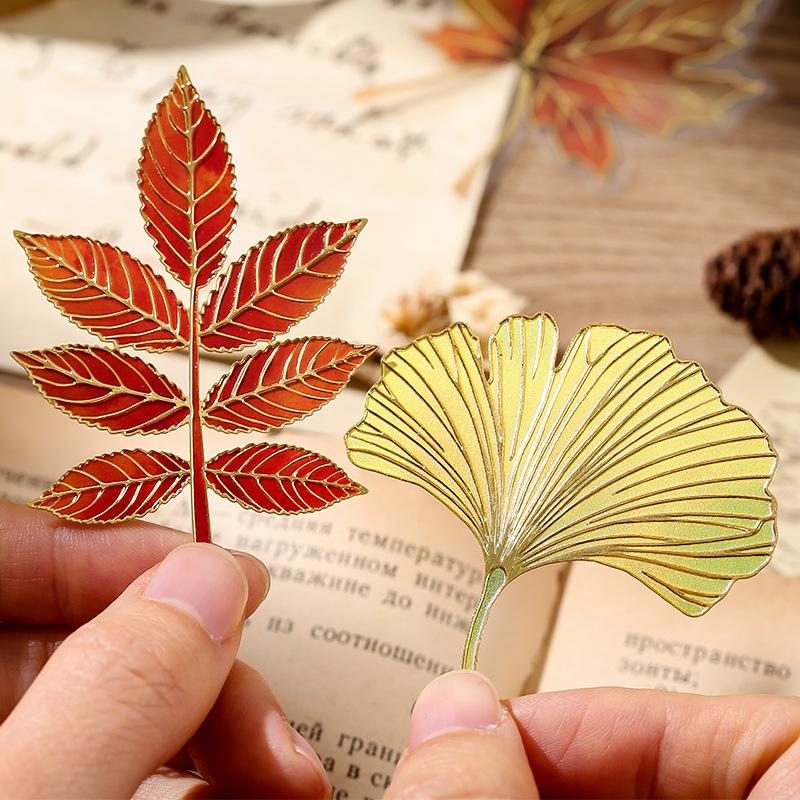 Exquisite Leaf Metal Bookmark with Metal Chain Pendant Maple Apricot Leaf Book Markers Reading Accessories Student Stationery