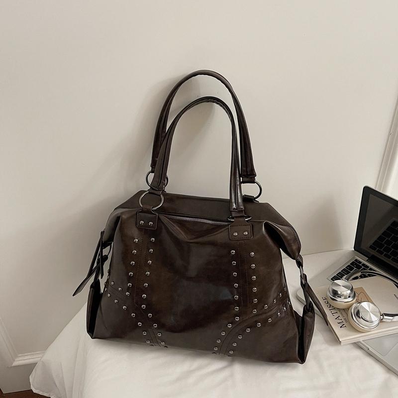 Vintage Large Capacity Rivet Tote Bag Women's Handbag Shoulder Bag