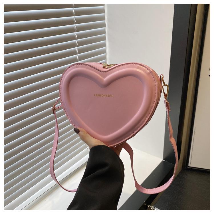 Women's 2024 Heart-Shaped Crossbody Bag - Trendy, Cute, Mini Shoulder Bag for Girls