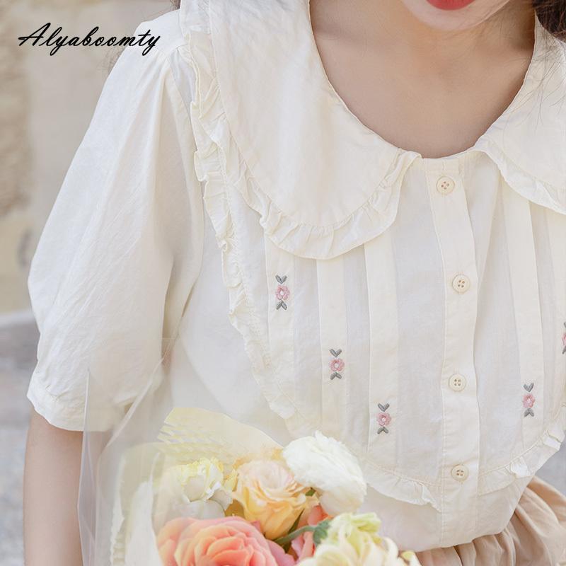Japanese Mori Girl Summer Women Sweet Blouse Peter Pan Collar Floral Embroidery Casual Loose Blouse Short Sleeve Cotton Cute Blouse