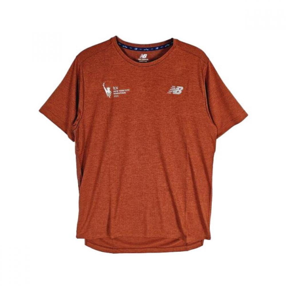 

New Balance T shirT maraThon impacT Run shorT Sleeve Nbned4s211 (BH)Dark Burgundy/095(M)
