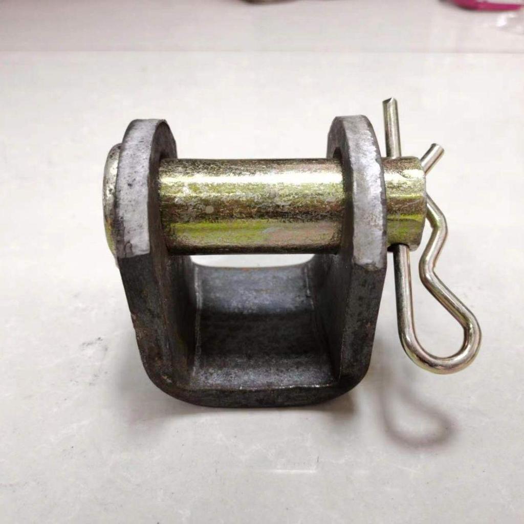 U-Shaped Hydraulic Cylinder Bracket for Tractors & Loaders