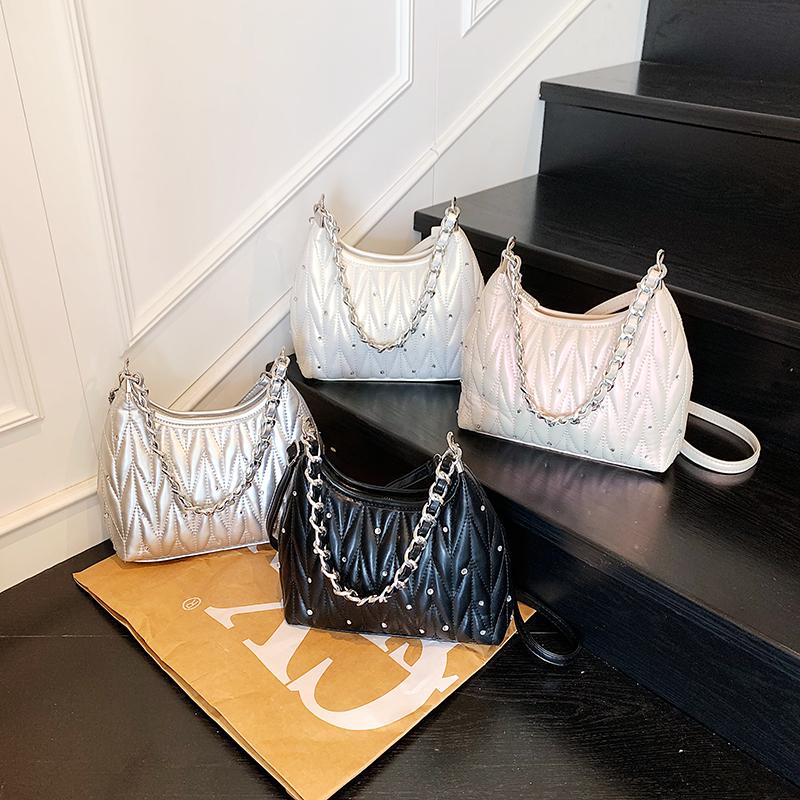 Exquisite Stylish Design Solid PU Square Shoulder Bags Diamonds High Quality Sense of Luxury Crossbody Bags for Women 2025 New