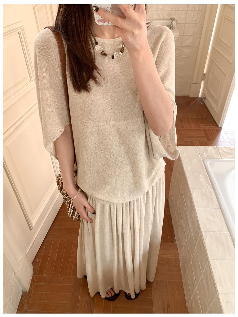 Tencel Blend Art Style Knit Top - Lightweight & Breathable for Summer & Autumn