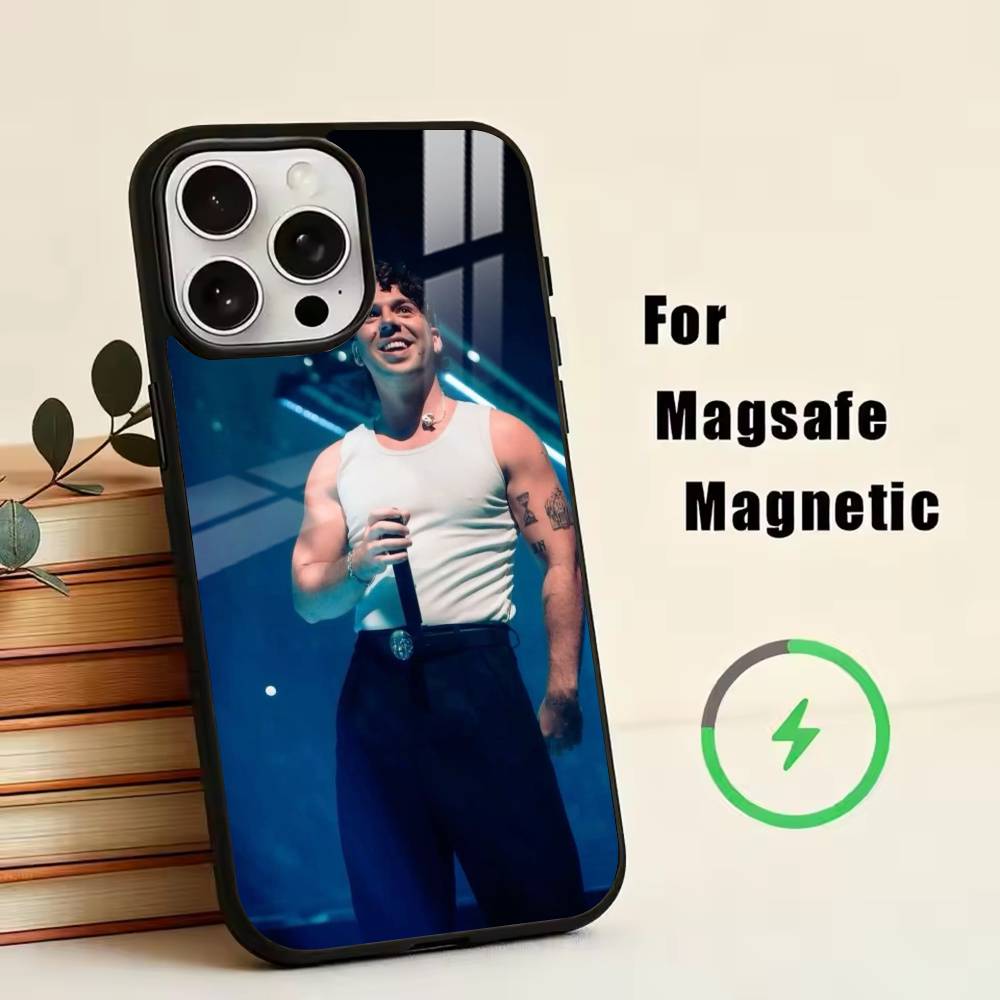 Singer Q-Quevedo  Phone Case For iPhone17,16,15,14,13,12,11 Plus,Pro Magnetic For Magsafe Wireless Charging