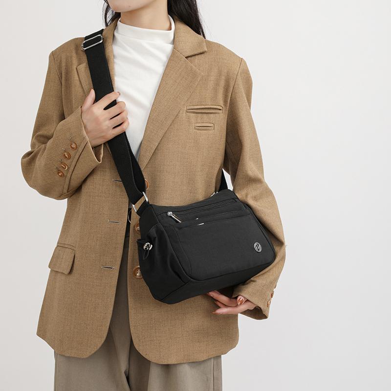 Mittelalte Muttertasche Nylon Tasche Leichte Große Kapazität Umhängetasche