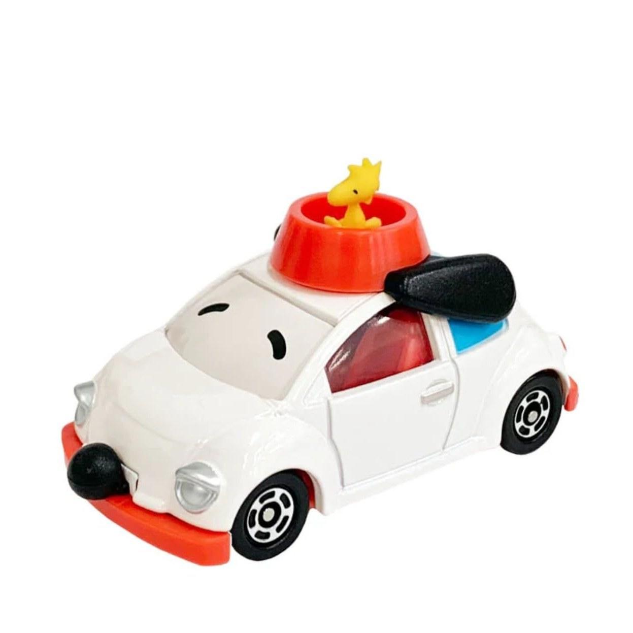 USJ Snoopy Tomica limited sticker includes black white copy paper.