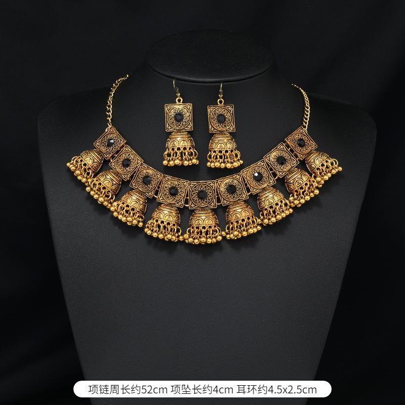 Vintage Personalized  Set Golden Short Clavicle Chain & Earring Ethnic Style Necklace Bohemian Earrings Set for Women