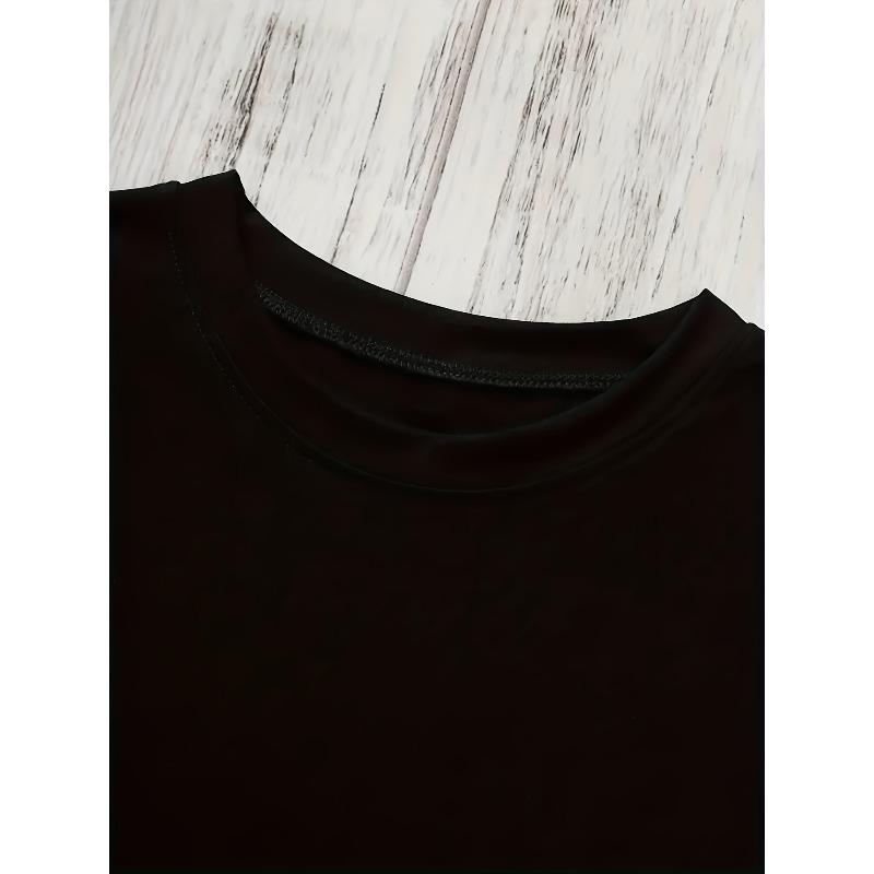 Forest Agility Fox Shadow Women's T-Shirt with Floral and Botanical Print, Short Sleeve Casual Crew Neck Top, Soft and Breathable Fabric,
