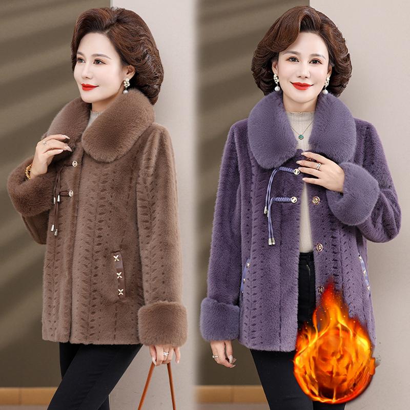 Neue edle Mutter mittleren Alters Winter Nerz Pelzmantel neue Mode mittleren Alters und ältere Menschen Herbst und Winter Freizeit Wollpelzmantel.