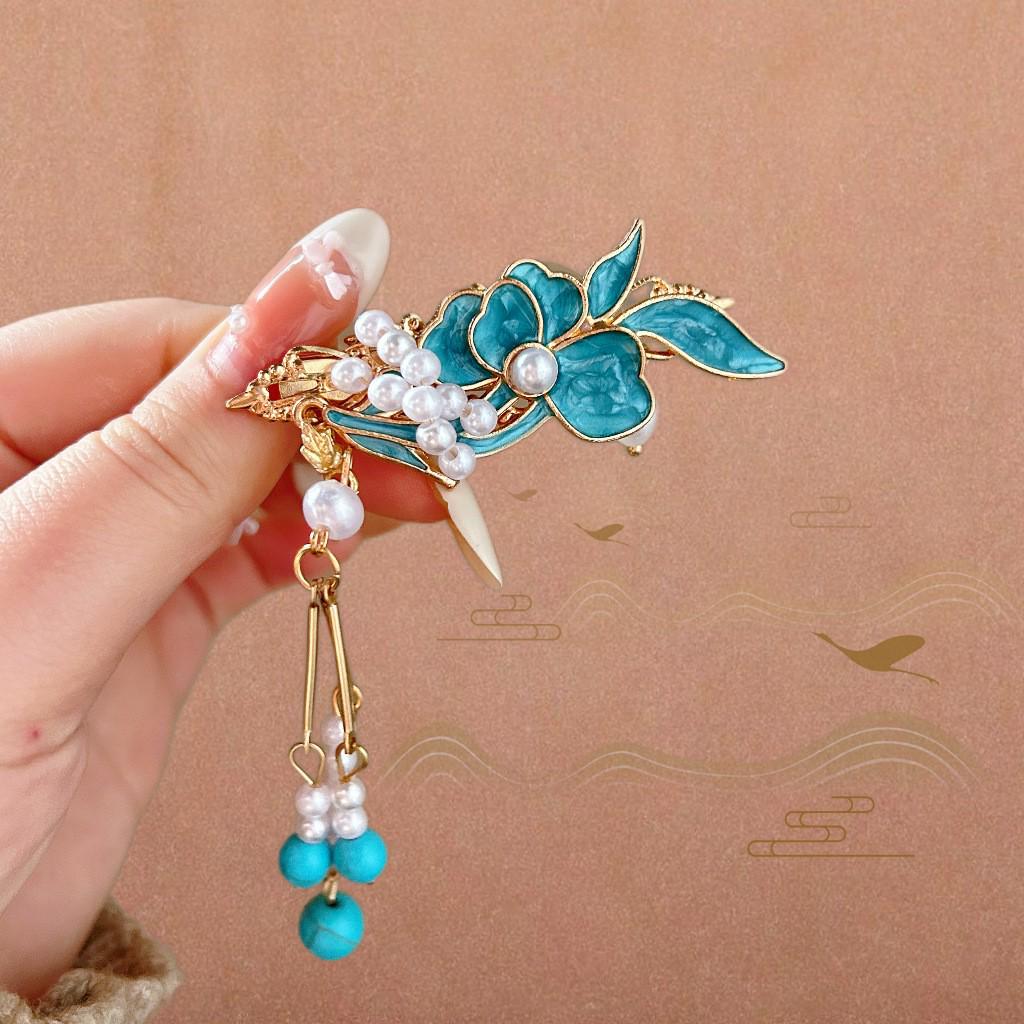 Elegant Blue Cloud Pearl Hairpin with Tassel