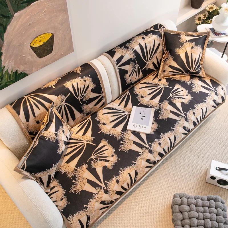 Non-Slip Cool Sofa Cover Ice Silk Sofa Cushion American Style Printed Summer Cooling Living Room Sofa Cover Machine Washable