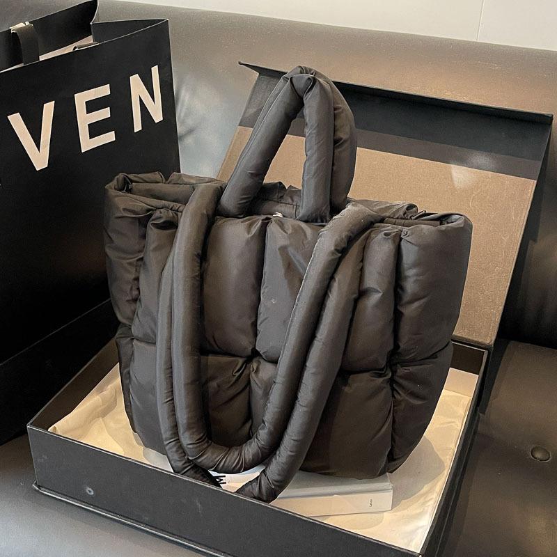Underarm Bag Women's Large-capacity Soft Cotton-filled Pillow Down Bag Versatile Single Shoulder Portable Tote Bag