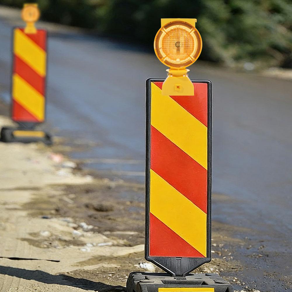 High Brightness LED Solar Industrial Warning Lights Solar Barricade Warning Light  Outdoor