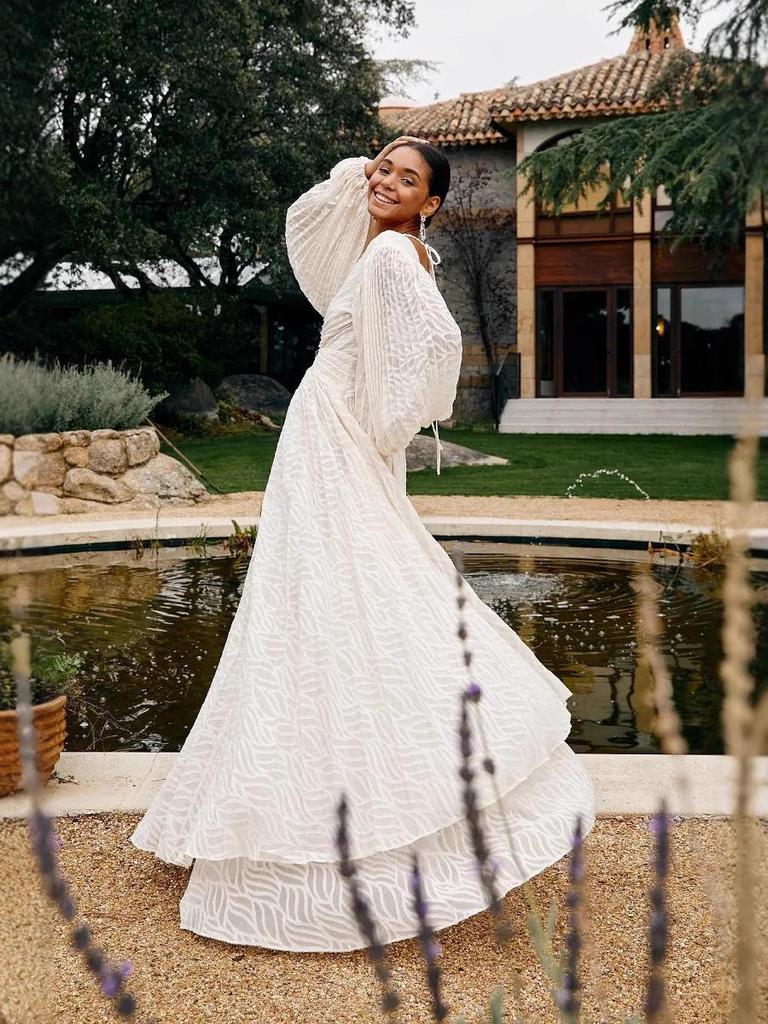 Robe de soirée jacquard plissée à manches lanterne à manches longues pour femme 8171