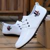2024 einfarbig rutschfeste Herren Fahrschuhe Frühling Herbst Neue Leder Atmungsaktive Herren Peas Schuhe Britische Casual Sneakers botas