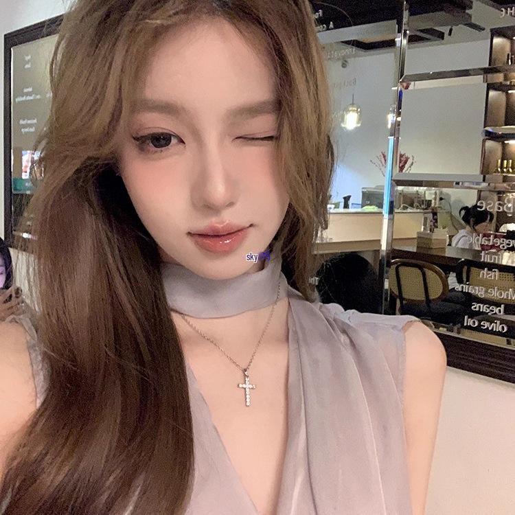 Peach Tea Y2K Zircon Cross Necklace: Women's Luxury Clavicle Chain Choker