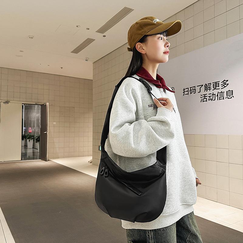 Lightweight Underarm Bag, Niche Simple Canvas Bag, Nylon Dumpling Bag, Female Tide with One Shoulder Messenger Bag