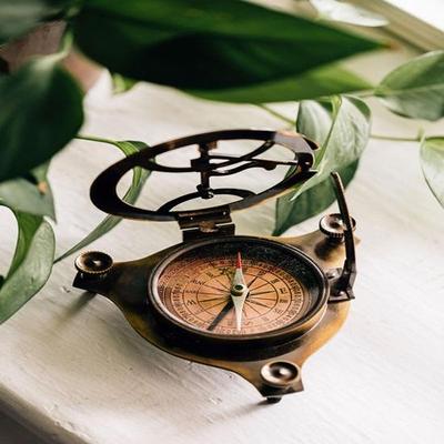 7.62 Cm Sundial Compass