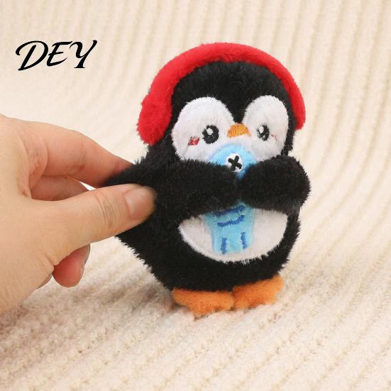 Penguin Plush Toy with Squeaker, Cartoon Keychain Plushie Pendant, Stuffed Animal Doll for Backpack Bag Charm Ornament
