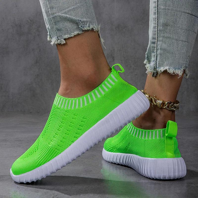 Women Flats Shoes Slip-on Fashion Breathable Walking Mesh Casual Shoes Sneakers Women Gym Vulcanized Tenis Shoes Female Footwear