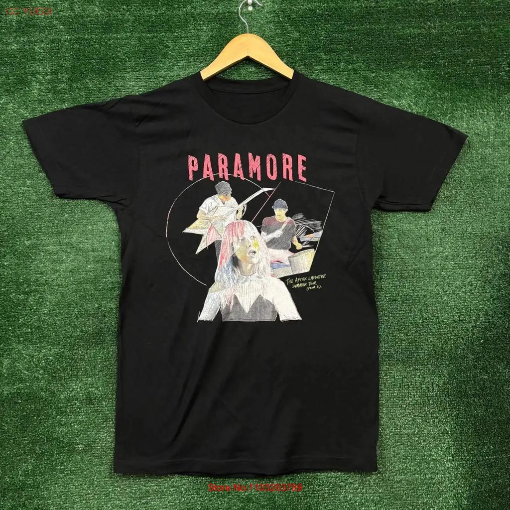 Paramore After Laughter T Shirt Size Medium Vintage Graphic Unisex Designer Clothes Stylish Fashion Stretched Streetwear