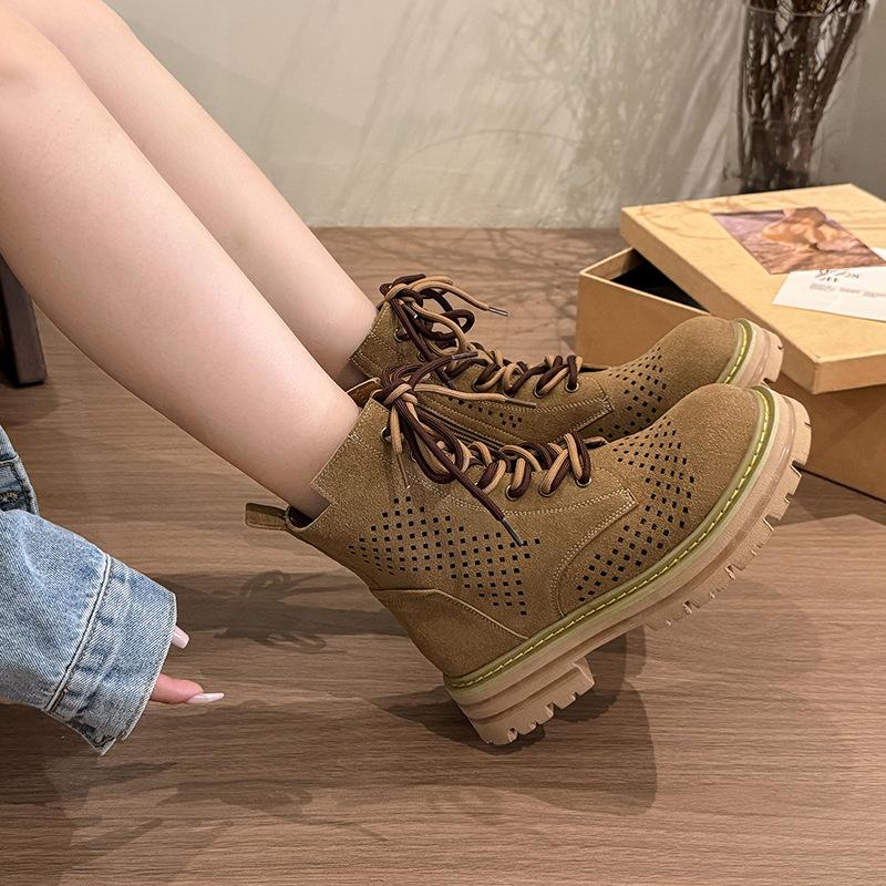 Damen Leder Stiefel mit dicker Sohle Rhabarberstiefel 2025 Sommer neue Innenhöhe hohle Martin Stiefel kurze Stiefel Western Cowboy Stiefel