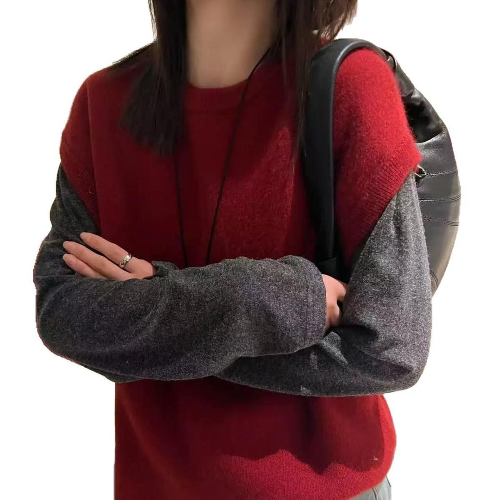 2026 Autumn/Winter Women's 100% Pure Wool Knit Vest - Fashionable, Loose Layering Gilet