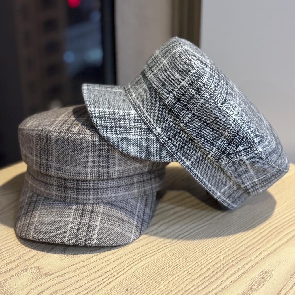 Korean Style Simple Octagonal Hat for Women  Fashionable and Versatile Flat Top Peaked Hat Spring and Autumn New Retro Houndstooth Plaid Painter's Hat
