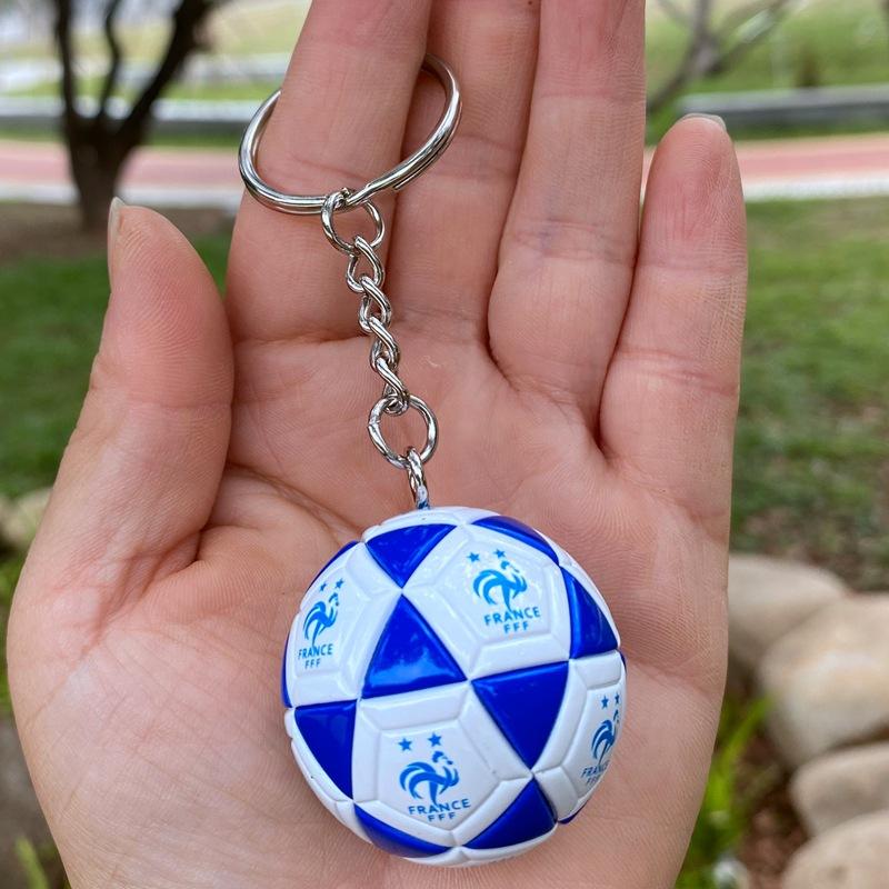 New Qatar World Cup Mascot Keychain La'eeb Pendant Football Souvenir Figurine Ornament Keyring