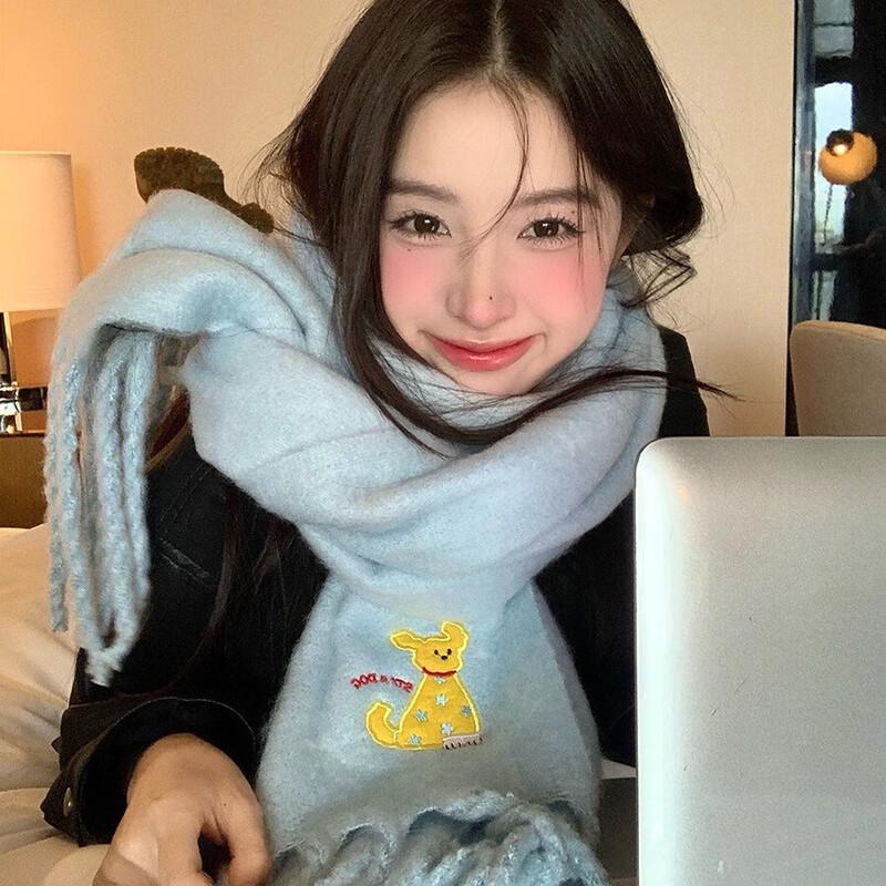 Women's Cartoon Dog Knitted Scarf