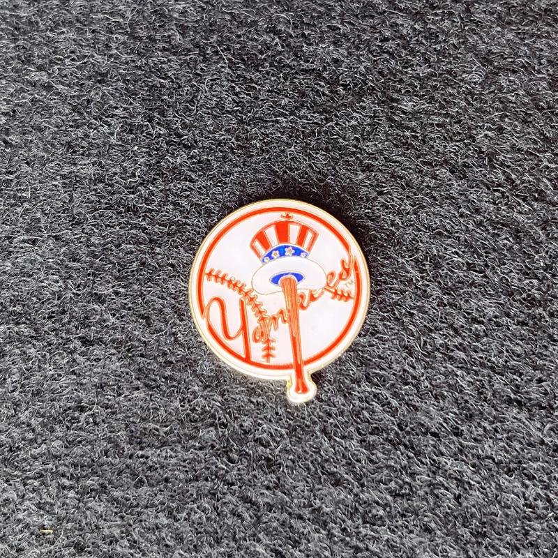 

Металлический значок-пуговица-брошь: Магнит Бостон Ред Сокс, Нью-Йорк Янкиз, Лос-Анджелес Доджерс