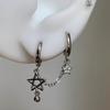 1 PIEZA Color Plata Cadena Estrella Doble Agujero Oreja Acero Inoxidable Clavo Hueso Oreja Y2K Moda Hottie Pendientes para Mujer Joyería