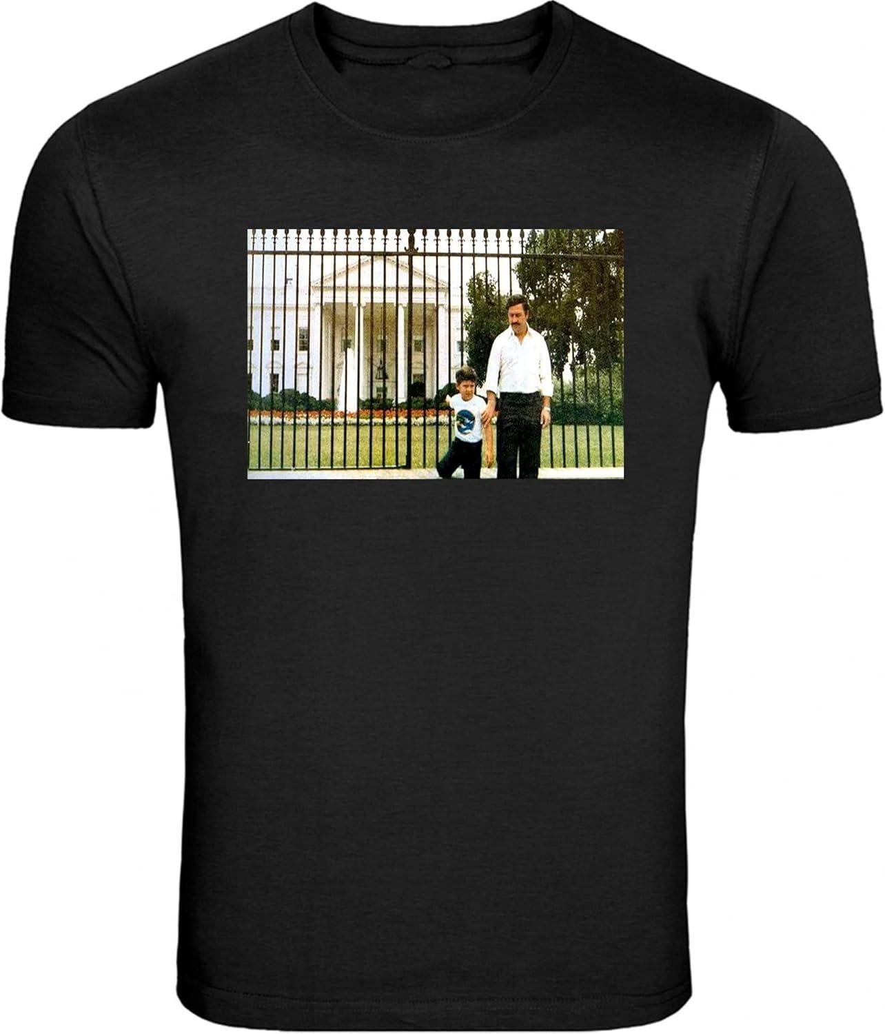 

Pablo Escobar with His Son at The White House USA T-Shirt Tee XXXXXL чорний
