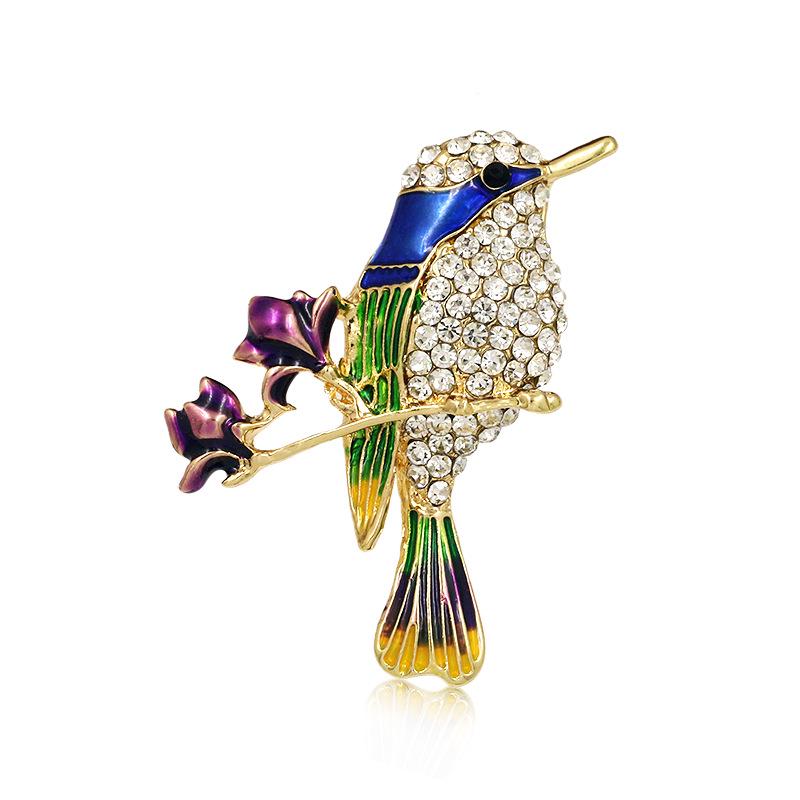 Hummingbird Crystal Rhinestone Brooch: Elegant Alloy Pin for Clothing Accessories