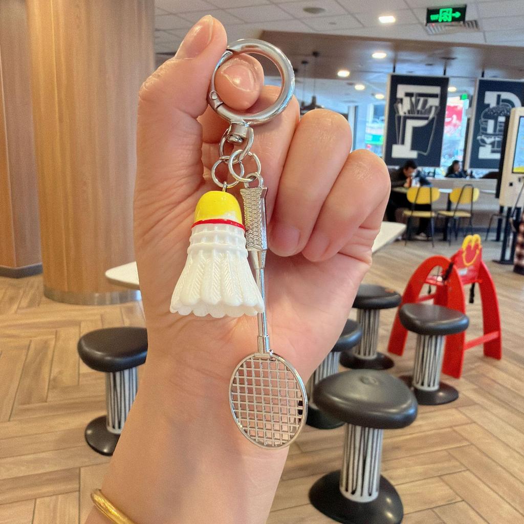 Xiaohongshu Badminton Keychain: Sports Fan Backpack Decor Pendant