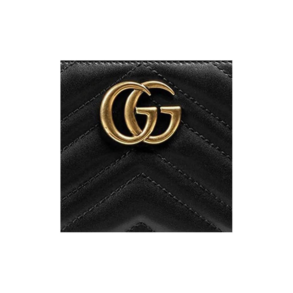 Gucci Kolekce GG Marmont Peněženka Marmont Zlaté Logo Dlouhý Zip Prošívaná Syntetická Kůže pro Ženy v Černé