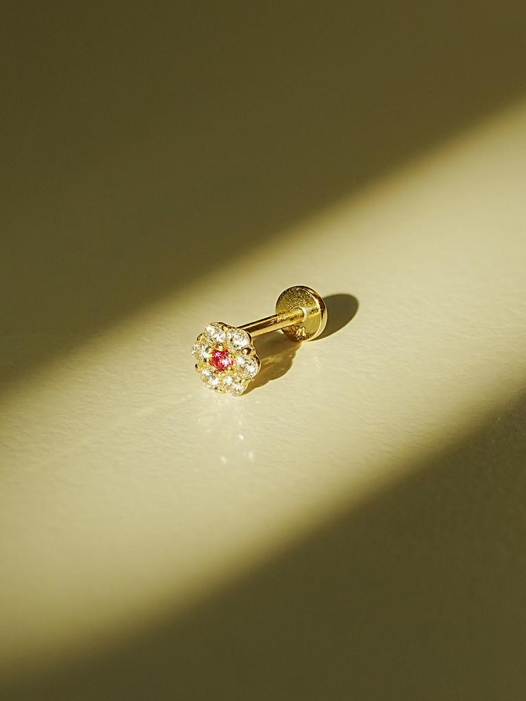 Minimalpiercing [0.8Mm] 14K Internal Harmony Flower Labret Piercing Earrings