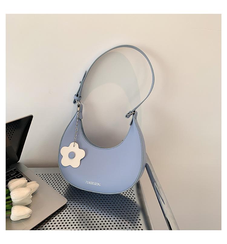 Strukturierte kleine Tasche 2025 Frühling und Sommer neue Damentasche Kontrastfarbe Schulter-Achseltasche Halbmondtasche