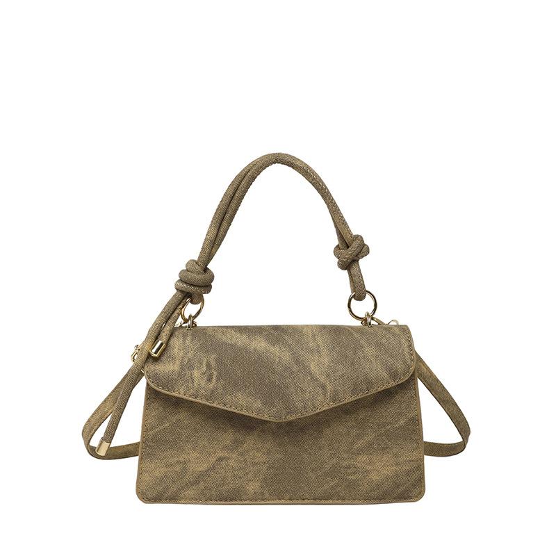 Ta mała kwadratowa torebka jest prosta, modna, wszechstronna i stylowa. To jednoramienna torba crossbody