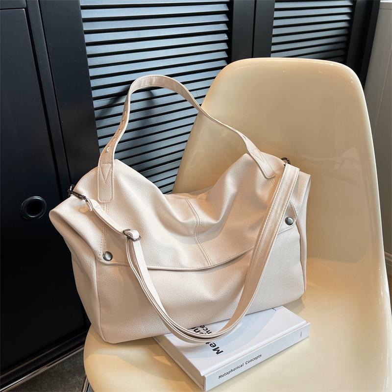 

Fashi Designer Luxury Tote Bag For Women Casual Lage Capacity Female Crossbody Bag Simple Solid Commuting Shoulder Bag 31X16X31CM белый