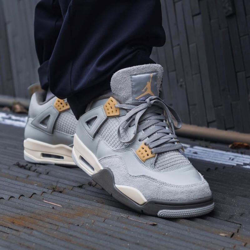 Air Jordan 4 Retro SE Craft GS Photon Dust Kids Sneakers Grey Pale-Vanilla Off-White DV2262-021