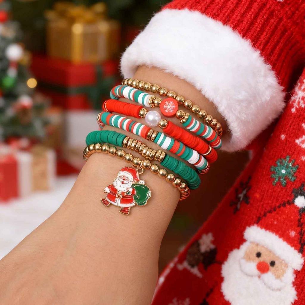 Set Christmas Elastic Beaded Bracelet for Women,Santa Claus Wreath Reindeer Xmas Tree Soft Clay Bracelets,Set Jewelry Gift