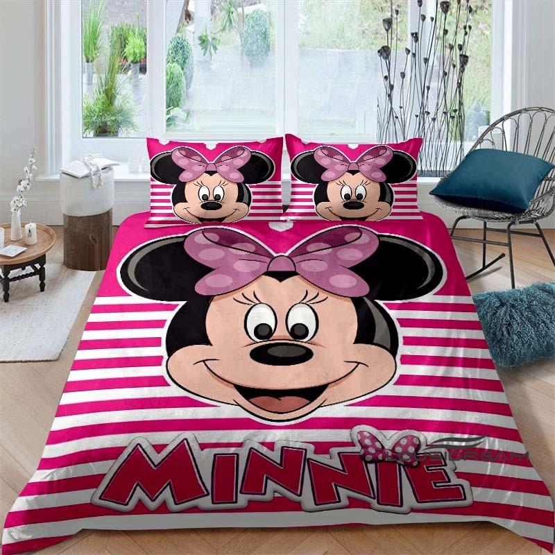 

3-piece Mickey and Minnie Heart Print Bedding Set, Including 1 Duvet Cover and 2 Pillowcases, A Perfect Holiday Gift. 135X200cm