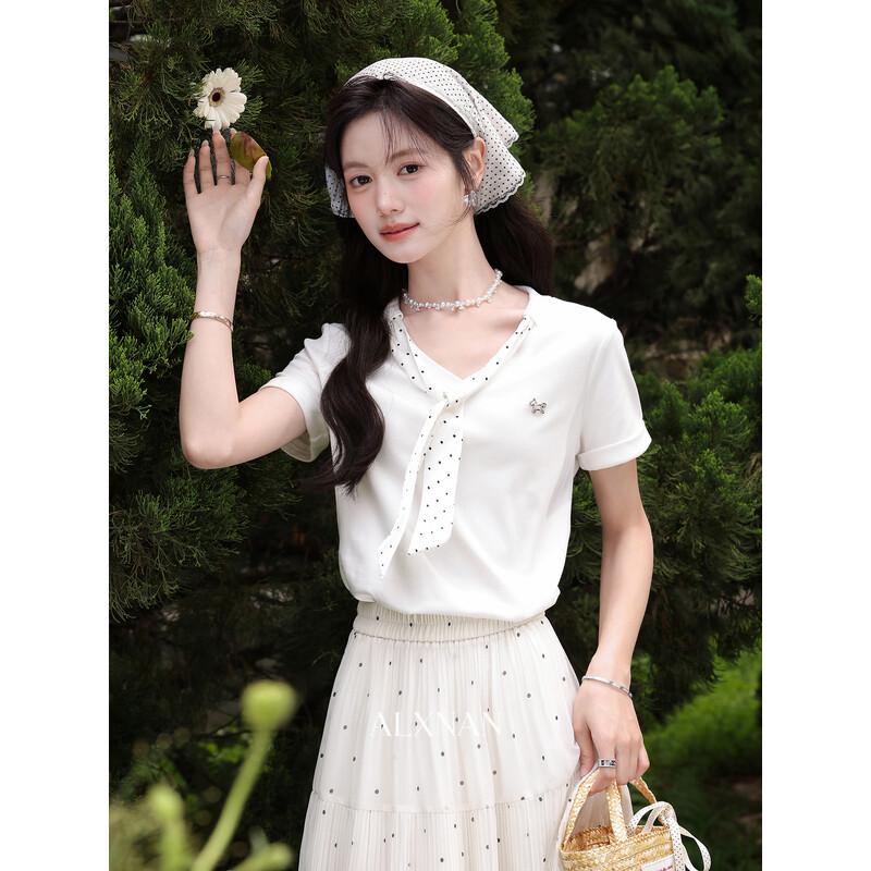 Lu Xiangnan Summer V-Neck Short Sleeve T-Shirt