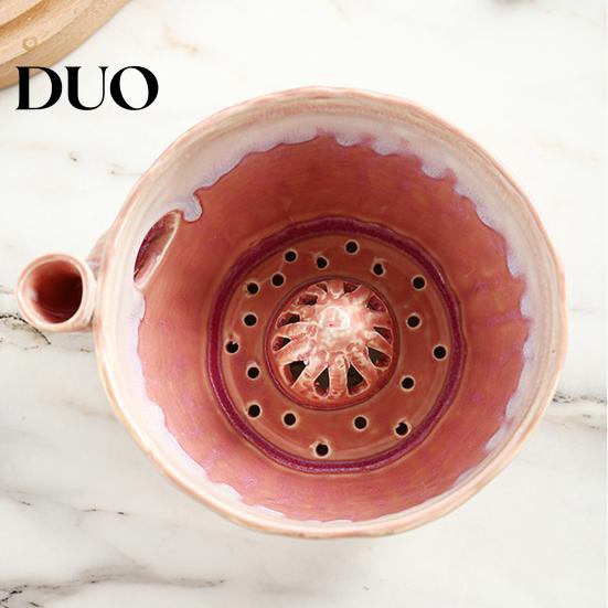 Small Fruit Strainer Ceramic Berry Washing Bowl, Swirl Design Rinse Colander with Handle Easy Clean Container And Drain Holes, Cleaning Bowl