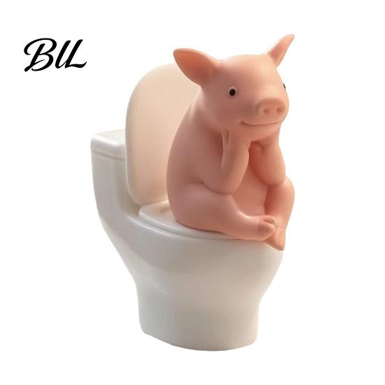 Bathroom Pig Decoration Miniature Pink Toilet Figurine, Sitting on Thinking Collectible Figurine Statue, Cartoon Farm Animal for Home, Office, Small розовый