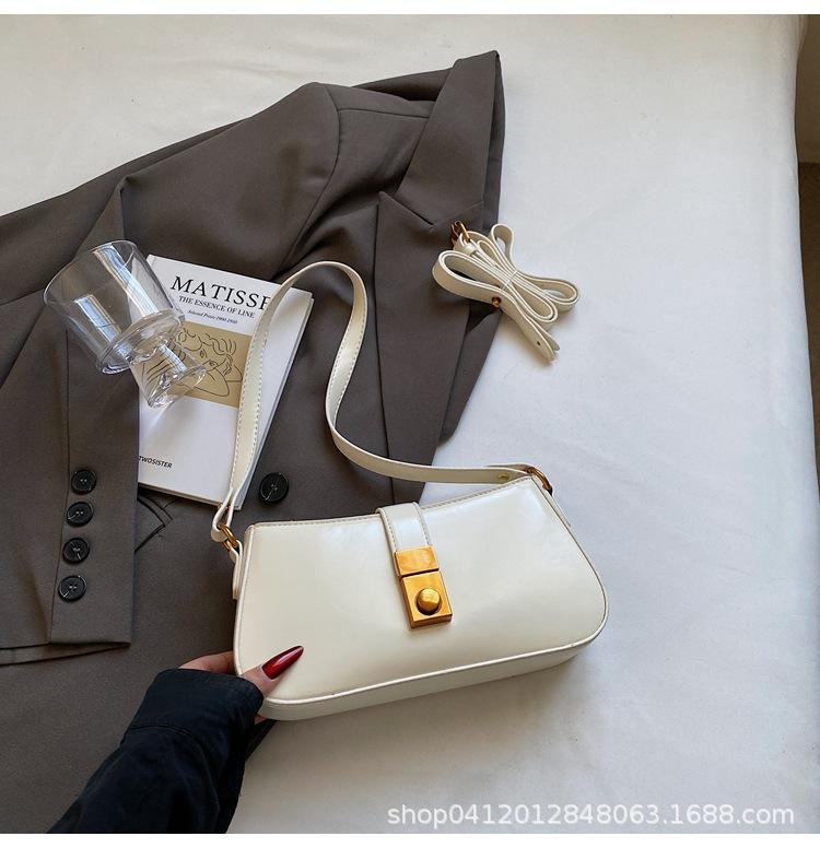 

Модная женская темпераментная сумка подмышку женская 2025 новая высококлассная нишевая сумка для поездок на работу ретро сумка через плечо